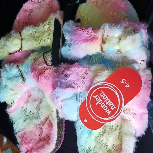 Wonder Nation Sandal Slippers Pink Colorful Faux Fur Slip On Girls Size 4-5 - Picture 2 of 3